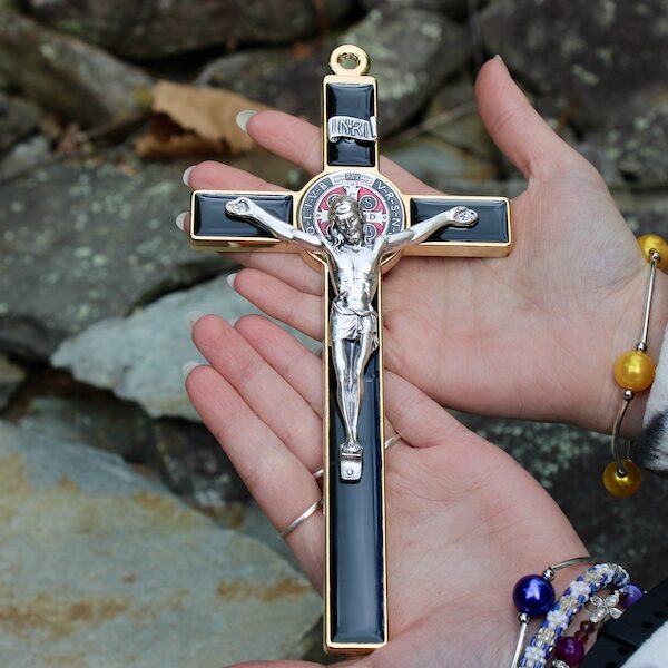 8 Inch Wall Cross