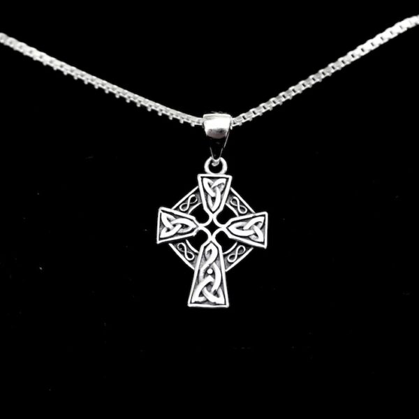 Ladies Celtic Crosss Necklace